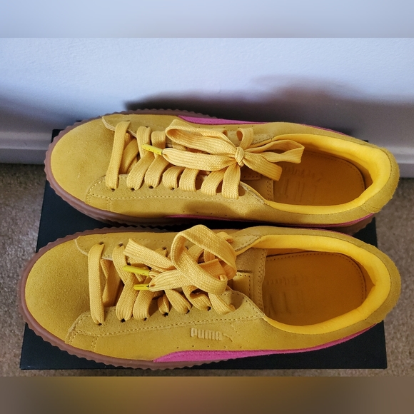 New PUMA 366268-03 Women Cleated CREEPERSUEDE WN''S Lemon-Carmine Rose-V295 - Picture 3 of 9